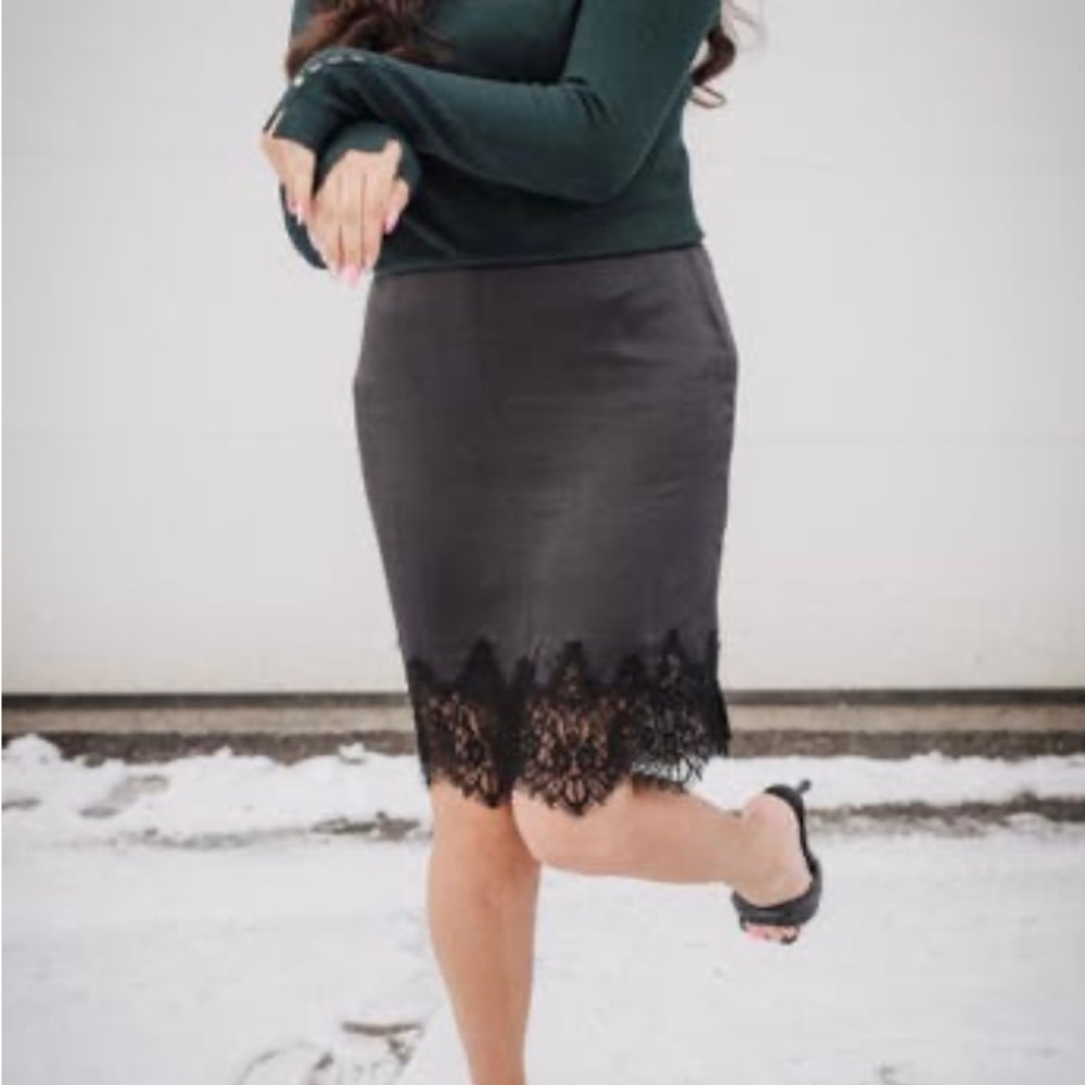 🖤 Grey Pencil Skirt with thick Lace bottom 🖤